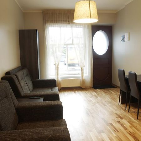 Meness Apartamenti ツェーシス エクステリア 写真