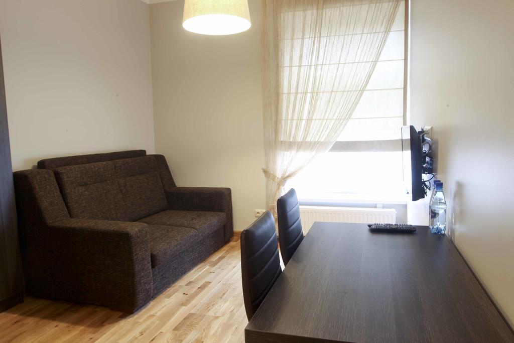 Meness Apartamenti ツェーシス エクステリア 写真
